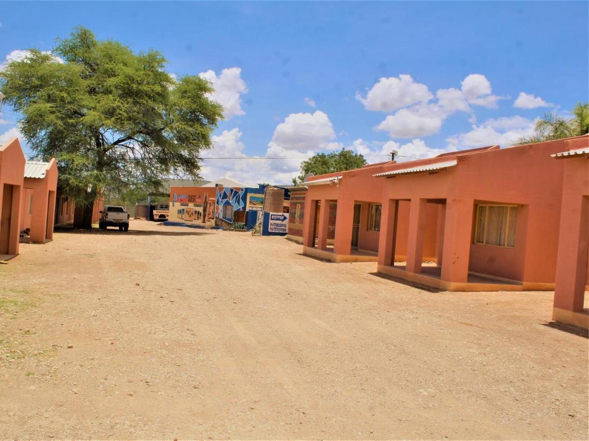 P Wake Guesthouse Opuwo Esterno foto